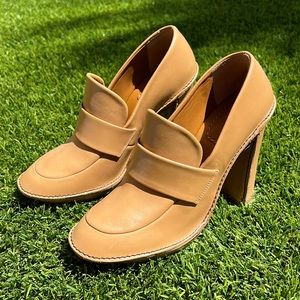 NWB Chloe Cookie Heels size 36 1/2 but fits like a true designer 35 size